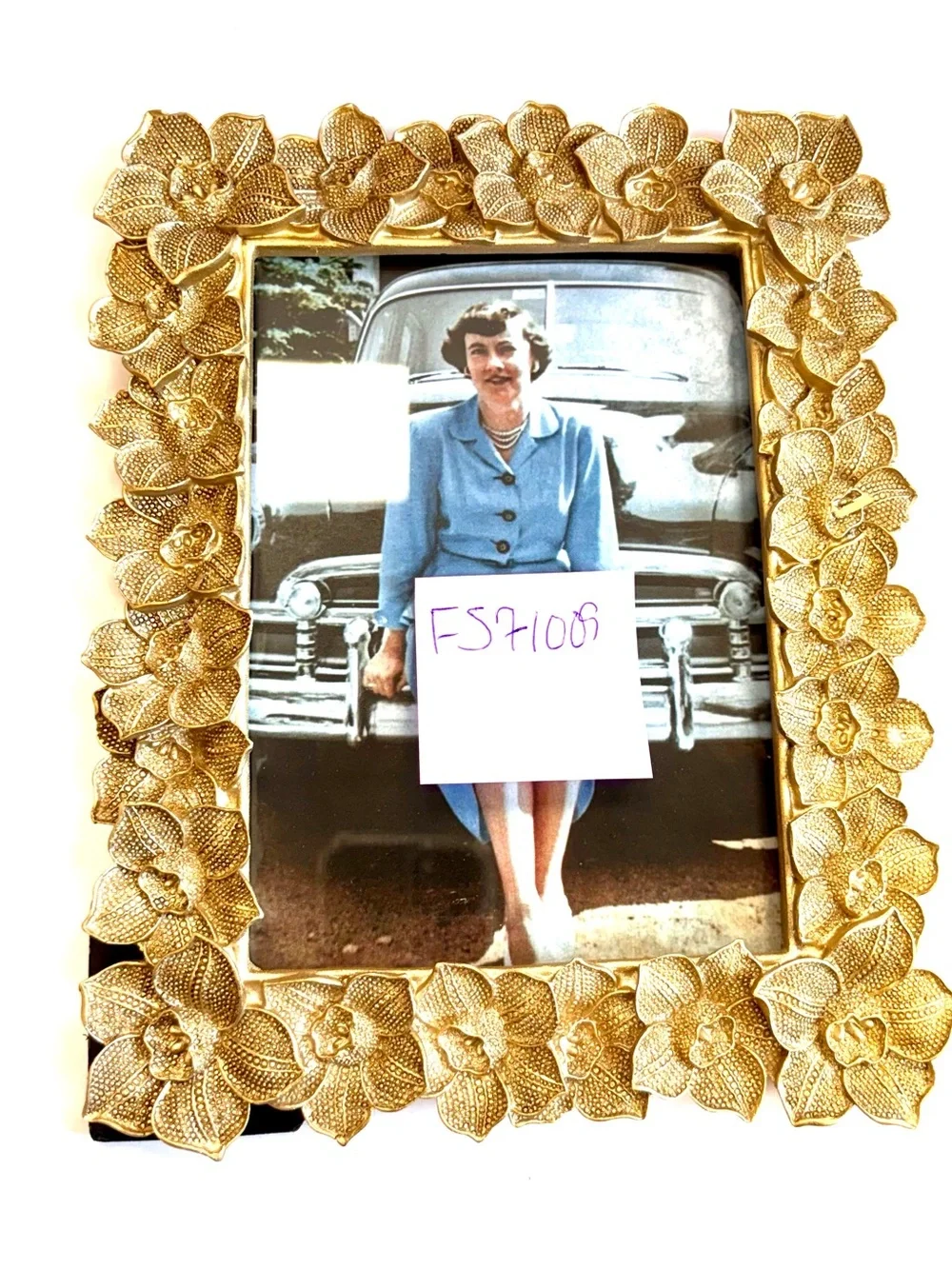 Nanette Lepore Vintage Style Picture Frame Gold Resin Orchid Design F571009